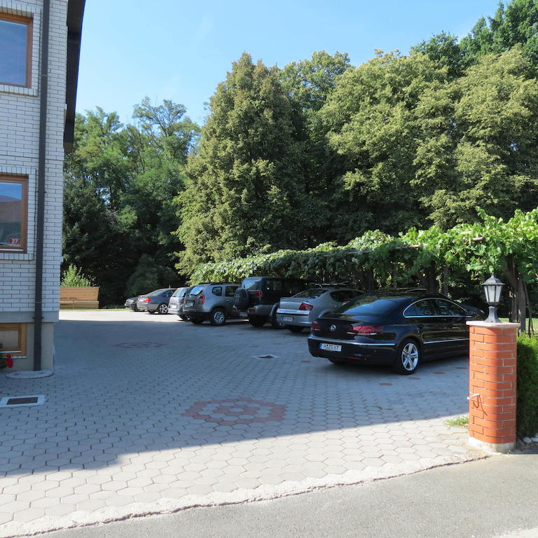 Rooms&Apartments Panker Moravske-Toplice Kamer foto
